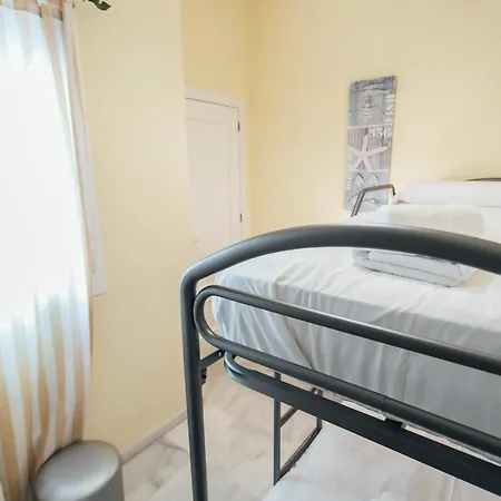 Penthouse Macasta 2bd Seville
